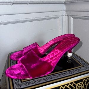 *BRAND NEW* Kate Spade suede kitten heels